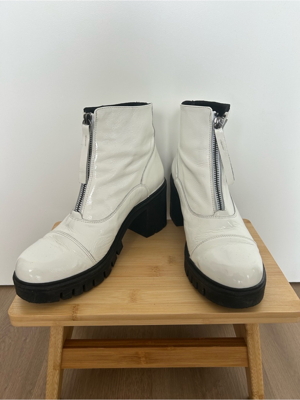 L'INTERVALLE White Patent Leather Platform Zip Ankle Boots